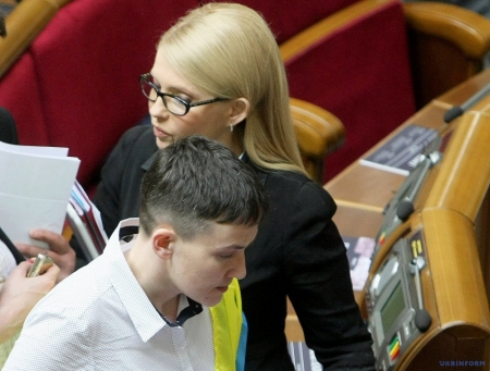 Протухшие консервы «Батькивщины» начинают взрываться и дурно пахнуть