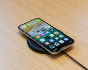 Apple не будет внедрять оригинальное техническое решение в iPhone X